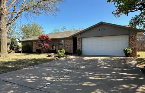 2309 Cherokee Strip St, Altus, OK 73521 photo 2