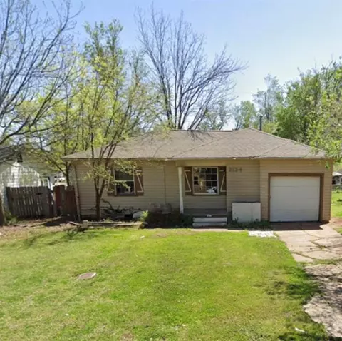 2134 NW Lincoln Ave, Lawton, OK 73505