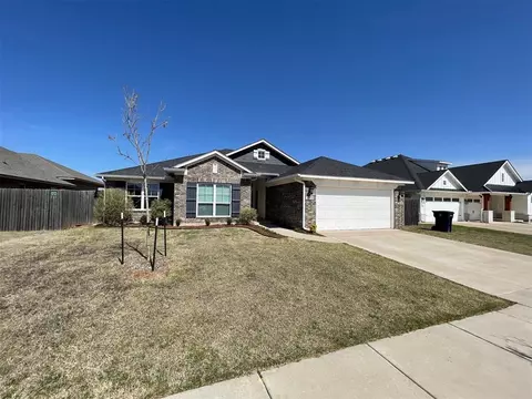 18704 Bajo Dr, Edmond, OK 73012