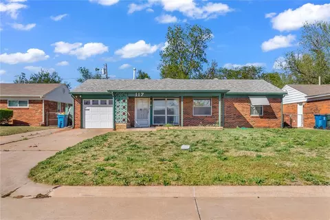 117 W Rose Dr, Midwest City, OK 73110