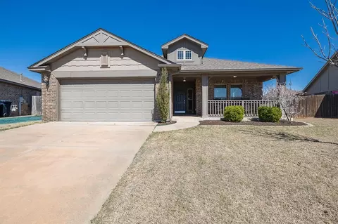19112 Espada Dr, Edmond, OK 73012
