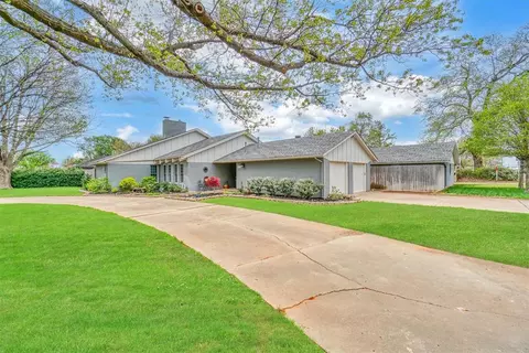 2006 Bell Ave, Elk City, OK 73644
