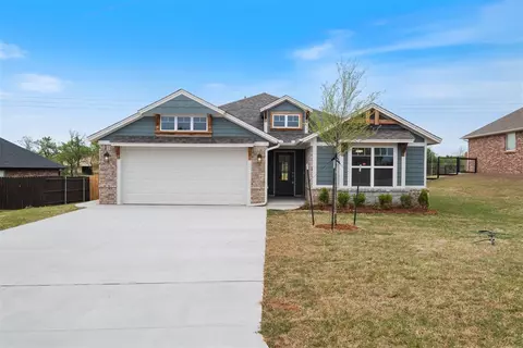 3208 James Way, Guthrie, OK 73044 photo 2