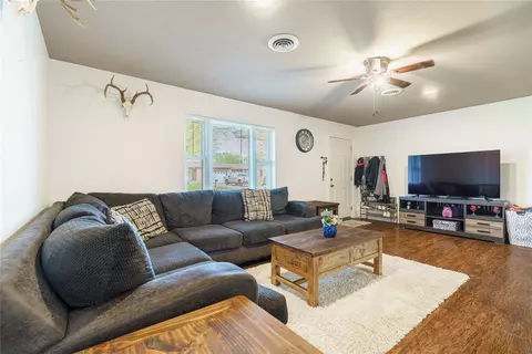 832 Mimosa Dr, Watonga, OK 73772 photo 5