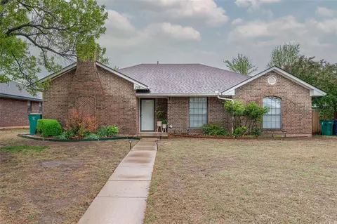 716 NW 141st St, Edmond, OK 73013