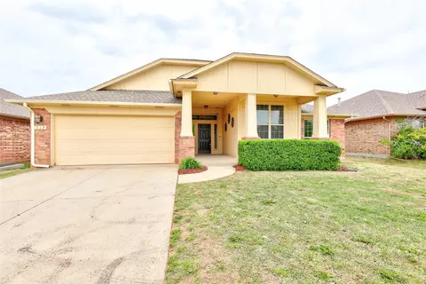 317 Partridge Run Rd, Yukon, OK 73099