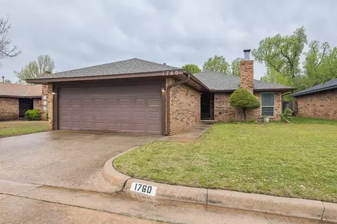 1760 Lionsgate Cir, Bethany, OK 73008