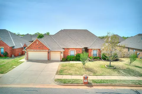 5901 Saint James Pl, Oklahoma City, OK 73179