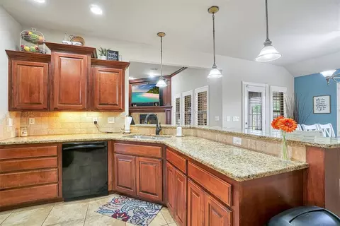 1017 Stephanie Ln, Altus, OK 73521 photo 8