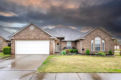 4016 Calliope Ct, Yukon, OK 73099