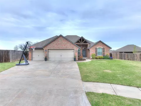 11833 SW 26th Ter, Yukon, OK 73099