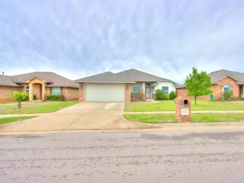 18229 Groveton Blvd, Edmond, OK 73012