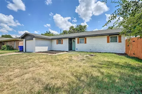 1309 Keystone Ln, Norman, OK 73071