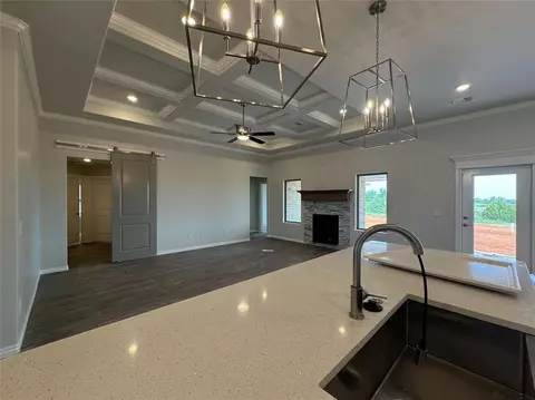 10373 SW 55th Ter, Mustang, OK 73064