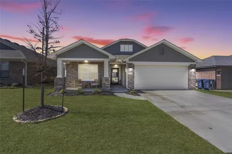 15717 Bennett Dr, Edmond, OK 73013