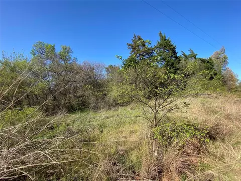 Ferguson Avenue, Crescent, OK 73028 photo 2