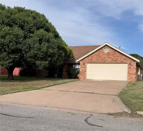 2900 N Partridge St, Altus, OK 73521