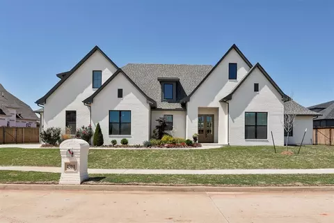 4301 Vista Dr, Norman, OK 73071