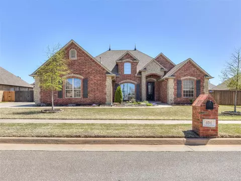 404 Land Run Ln, Yukon, OK 73099