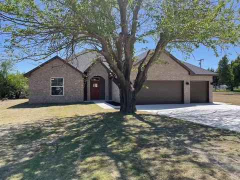 5561 Yancy Dr, Edmond, OK 73025