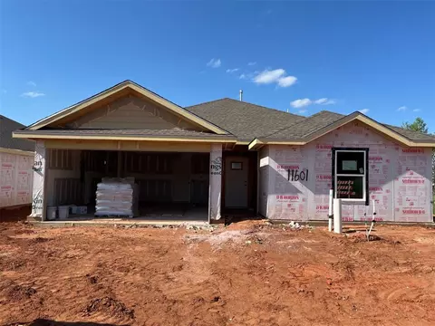 11601 SW 27th St, Yukon, OK 73099