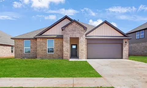 2536 Tracys Mnr, Yukon, OK 73099