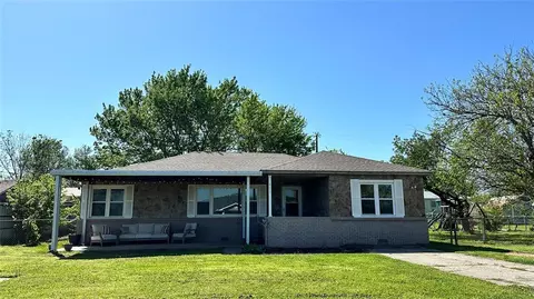 408 N Sharon St, Tecumseh, OK 74873