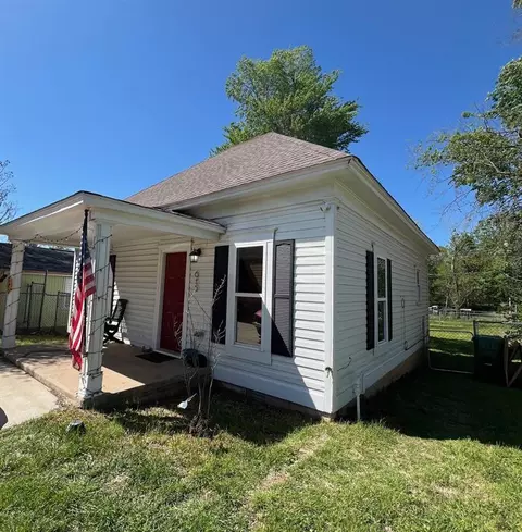 615 Cedar Ave, Yukon, OK 73099