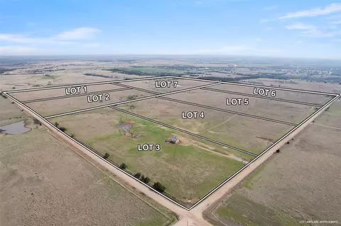 9477 Knob Hl, Perry, OK 73077