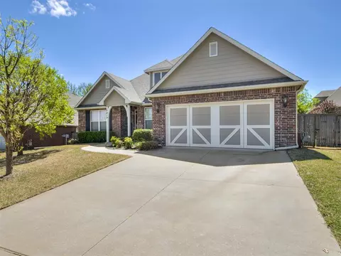7419 E Jackson Pl, Broken Arrow, OK 74014
