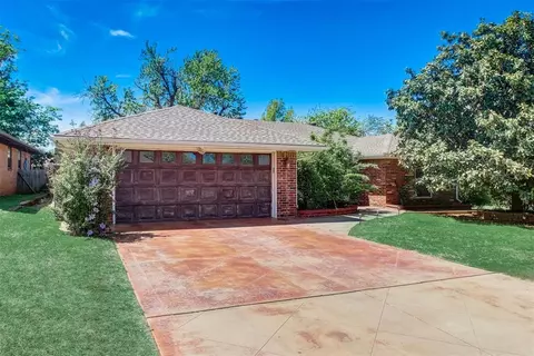10209 Island View Dr, Oklahoma City, OK 73162