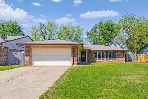 1601 Whispering Creek Dr, Edmond, OK 73013