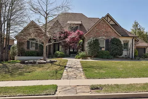 1108 Iron Bridge Ct, Edmond, OK 73034