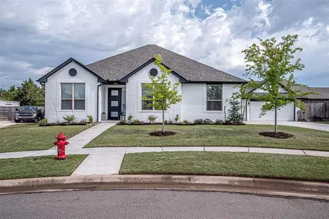 505 Greens Pkwy, Norman, OK 73069