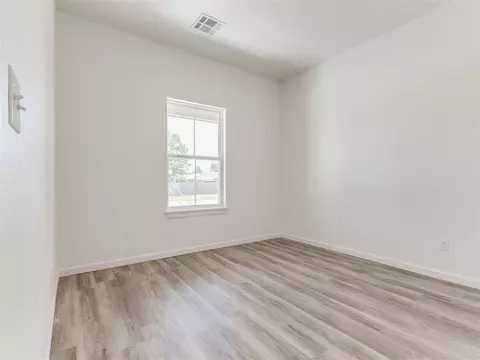 1105 N Silver Leaf Dr, Moore, OK 73160 photo 31