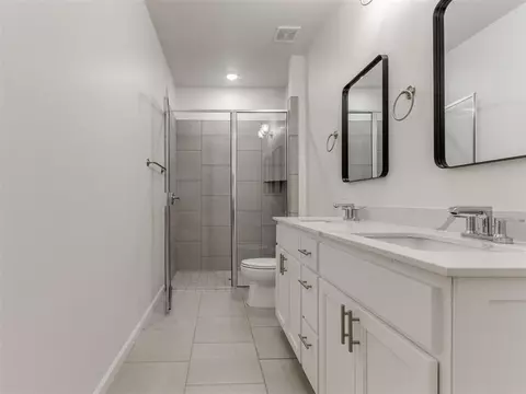 1105 N Silver Leaf Dr, Moore, OK 73160 photo 17