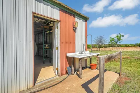 21261 E 987 Rd, Foss, OK 73647 photo 32