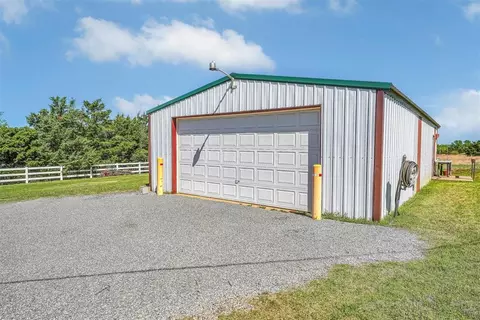 21261 E 987 Rd, Foss, OK 73647 photo 31