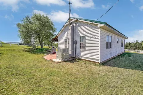 21261 E 987 Rd, Foss, OK 73647 photo 27
