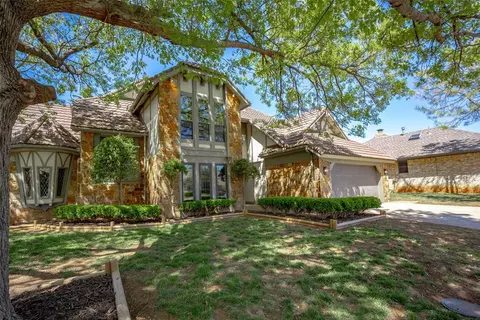 6213 Winchester Dr, Oklahoma City, OK 73162