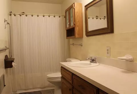 400 E 10th St, Broken Bow, OK 74728 photo 9