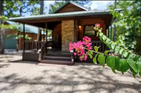 44 Wildwood Trl, Broken Bow, OK 74728
