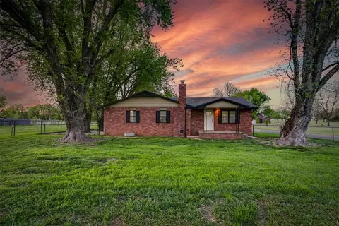 1841 E Fox Ln, Newcastle, OK 73065