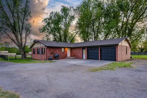 1841 E Fox Ln, Newcastle, OK 73065 photo 2