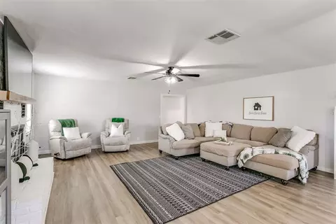 1841 E Fox Ln, Newcastle, OK 73065 photo 8