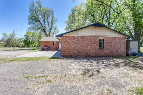 1841 E Fox Ln, Newcastle, OK 73065 photo 43
