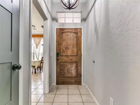 541 Elder Ln, Mustang, OK 73064 photo 7