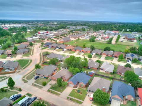 541 Elder Ln, Mustang, OK 73064 photo 31