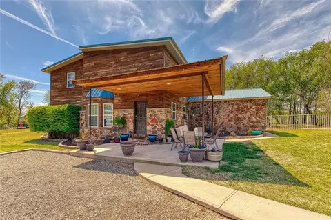 811 S State St, Elk City, OK 73644