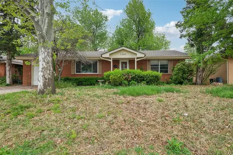 1209 Salsbury St, Norman, OK 73069